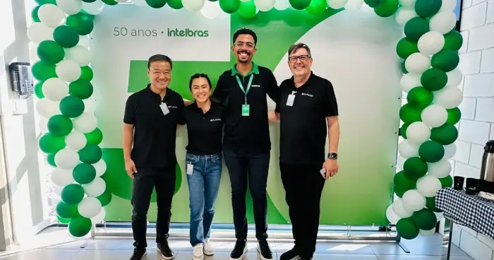 Visita à Fábrica da Intelbras em Tubarão (SC): Tecnologia e Fibra Óptica