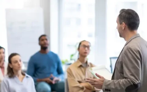 Plantec Academy: Capacitação para Profissionais de Tecnologia