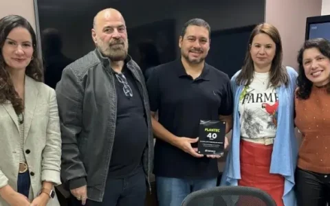 Plantec celebra 40 anos com homenagem do Banco do Brasil